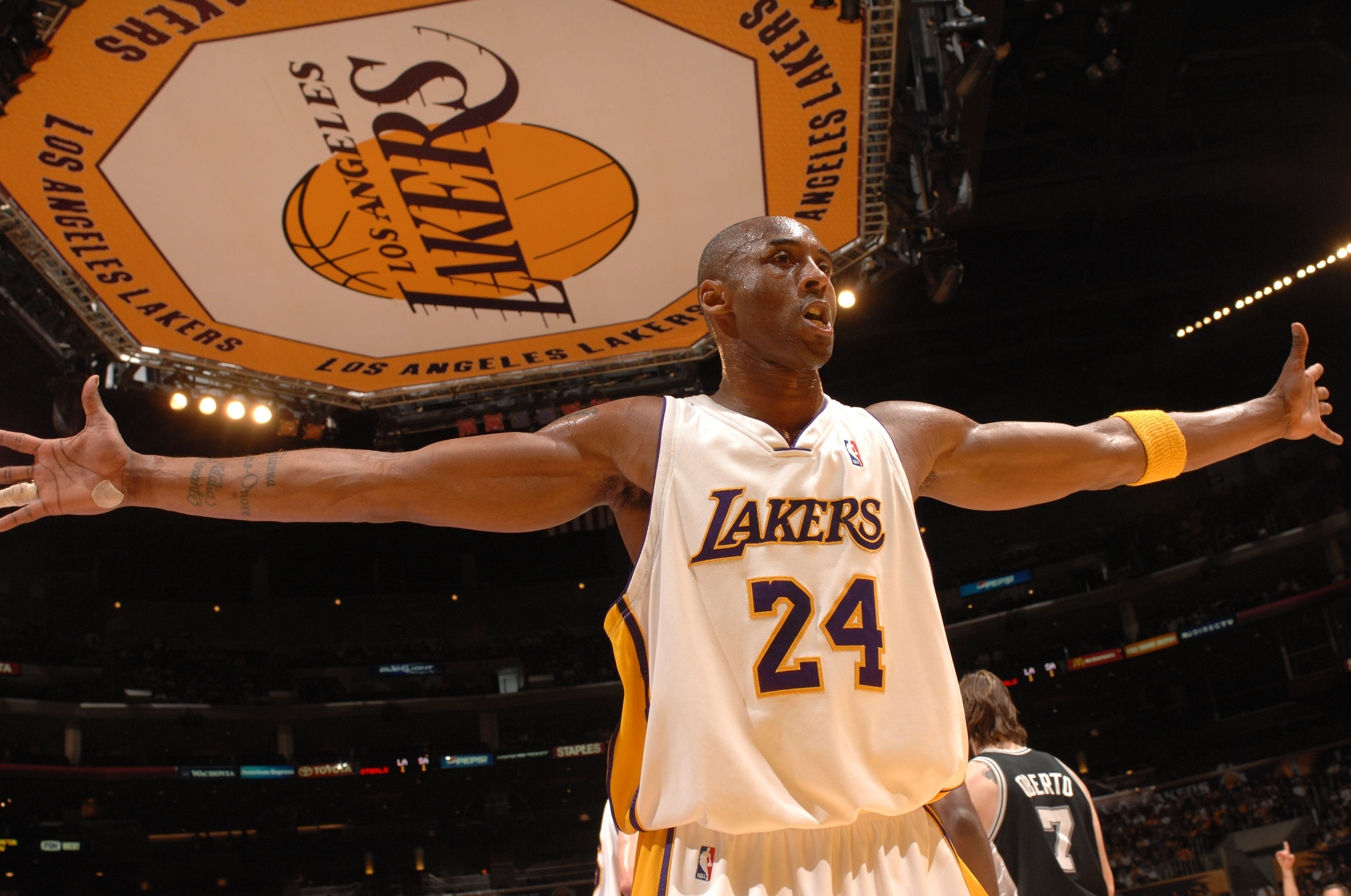 及技战术演 及技战术演