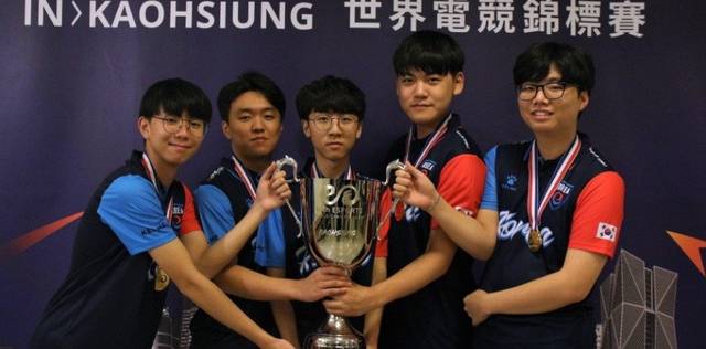 任务完成首 任务完成首