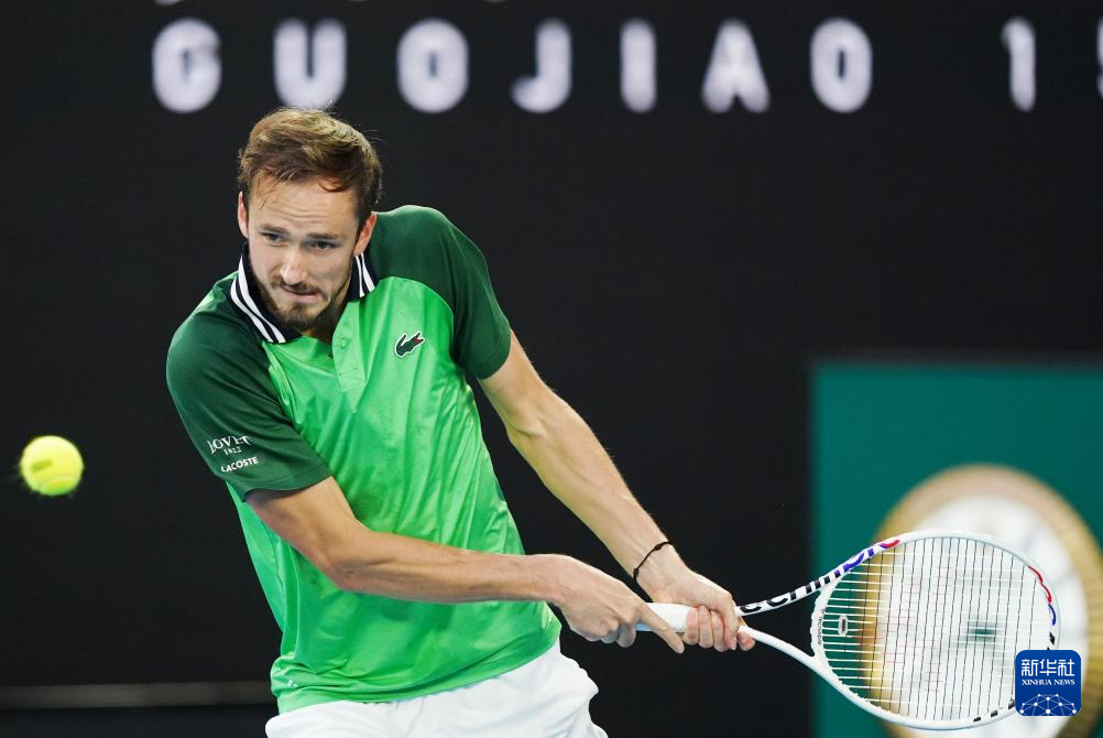 闭叠层与A 闭叠层与A